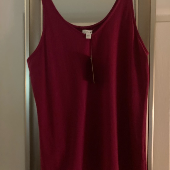 J. Jill Tops - Beautiful Fushia tank top NWT size large. Wear as a scoop neck or a V-Neck